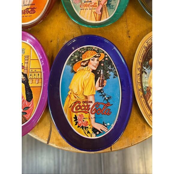 Vintage Victorian Collectible Coca Cola Mini Tin Oval Trays Made in Hong Kong 6" - Picture 3 of 10